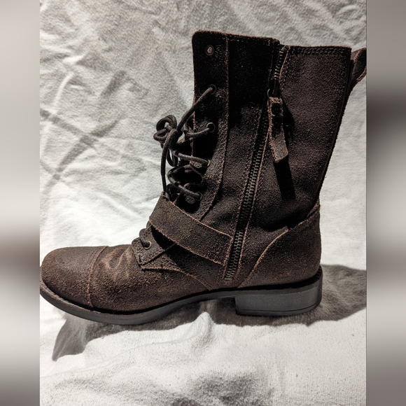 UGG Combat Boots - Picture 2 of 5